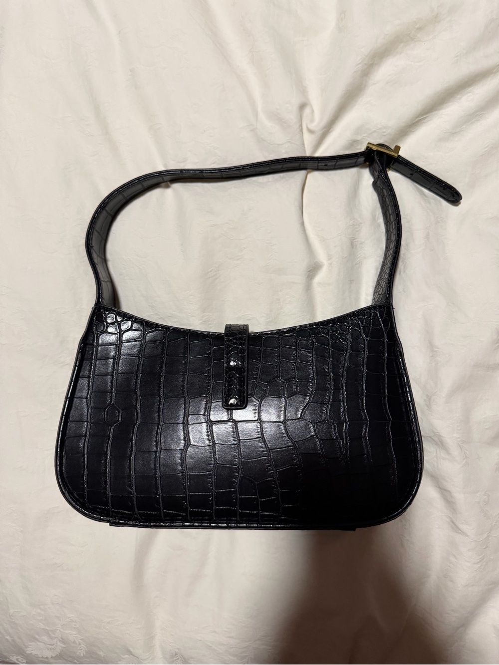 SL Black Croc-Embossed Shoulder Bag - Picture 2 of 4